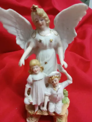 Figura Ángel de la Guarda con Niños