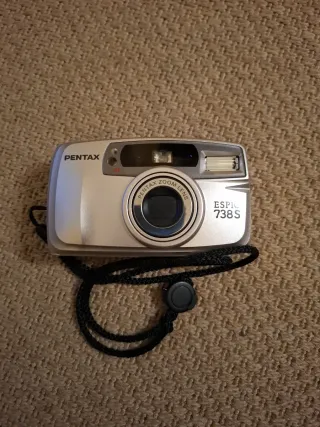 Cámara Pentax Espio 738S Plata