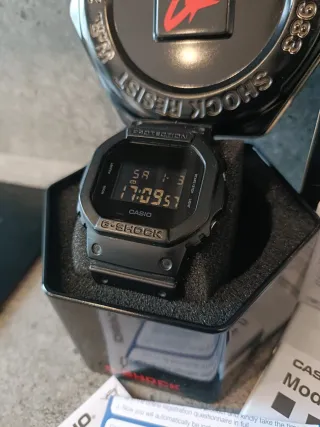 Original!! G-Shock DW-5600BB-1ER
