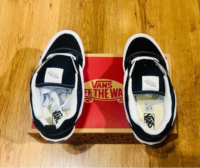 Vans Knu Skool Talla 36 Negras