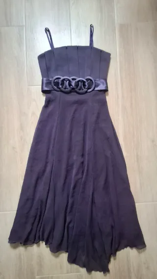 Vestido de fiesta/ graduación. Morado con cinturón