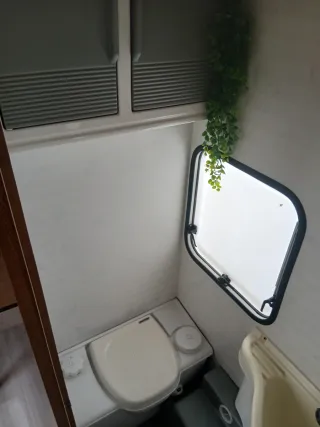 Caravana Bürstner menos de 750kg con documentación