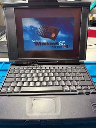 Portátil antiguo Acer Extensa 355 MMX