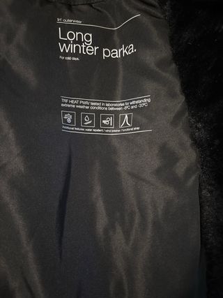 Anorak Zara Mujer Negro con Capucha