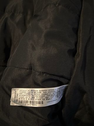 Anorak Zara Mujer Negro con Capucha