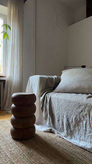 Taburete/mesita auxiliar de diseño madera torneado