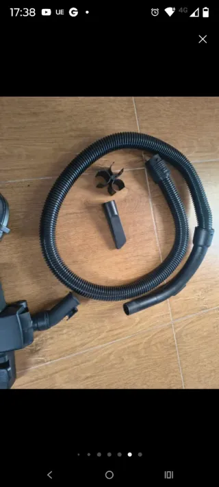 Aspiradora Taurus con accesorios