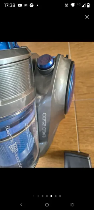 Aspiradora Taurus con accesorios