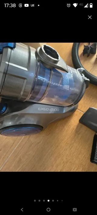 Aspiradora Taurus con accesorios