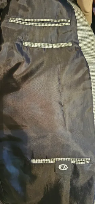 Americana cuadros blanco y negro.