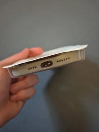 Custodia in silicone per iPhone 13 Pro Max di Apple