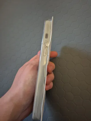 Custodia in silicone per iPhone 13 Pro Max di Apple