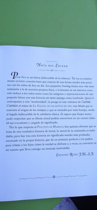 Cuenta cuentos bilingües: Peter Pan ; La gallina de los huevos de oro ; El flautista de Hamelin (Vol.9) (English and Spanish Edition)