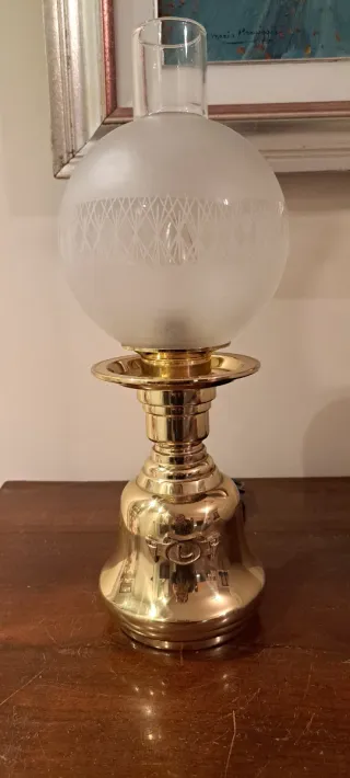 Lampada da tavolo oro e vetro