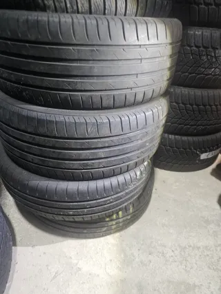 Lote de neumáticos 225/45 R17 y 205/55/16 91H