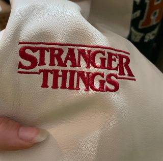 Chaqueta Hawkins High School Stranger Things