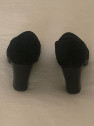 Zapatos de salón Nuria Cobo negros