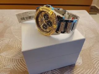 Reloj Guess Dorado y Plateado con Cristales