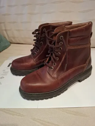 Botas de montaña marrones talla 44
