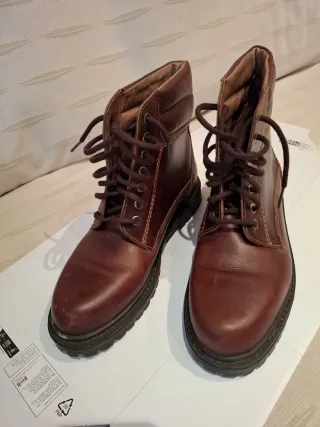 Botas de montaña marrones talla 44