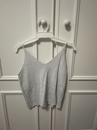 Top de punto gris. Talla S.