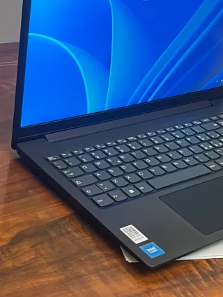 Portátil LENOVO V15 G2 IJL 256GB intel Celeron