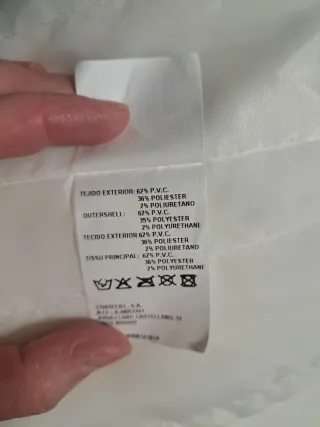 Cazadora Cortefiel impermeable Talla M