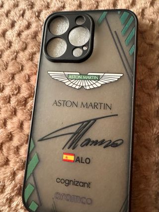 2 Fundas iPhone 15 Pro Max Aston Martin