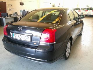 Toyota Avensis 2005