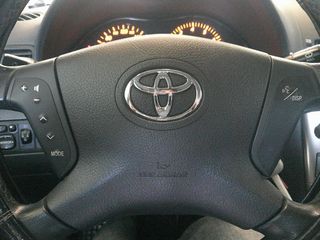Toyota Avensis 2005