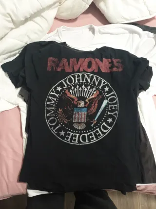 7 camisetas estilo rock y de bandas