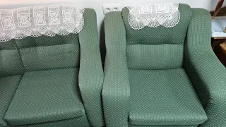 Conjunto sofá y sillones verde
