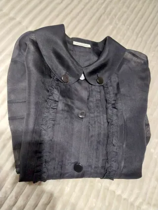 Blusa Massimo Dutti Seda Talla 42 azul oscuro .