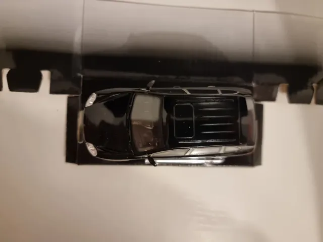 Porsche Cayenne S Turbo 1:43