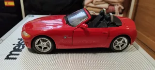 BMW Z4 1/18 Rojo