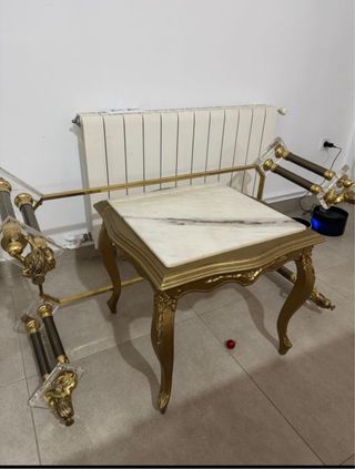 Conjunto mesa y mesita estilo antiguo