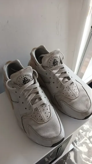 Zapatillas Nike Huarache Beige/Blanco