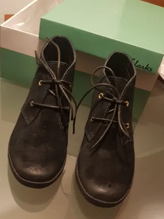 Botines Clarks Negros
