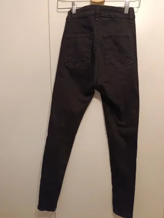 Pantalón vaquero negro skinny