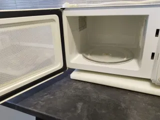 Horno Microondas Daewoo KOR-634A