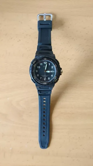 Reloj Casio MRD 201 W v3