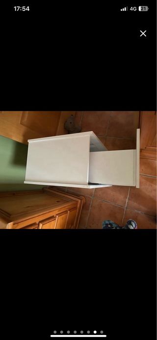 Mueble auxiliar blanco