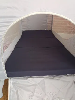 Cuna de viaje con colchón