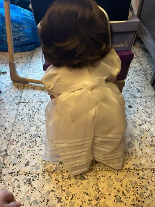 Muñeca comunión vestido blanco