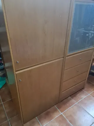 Mobile credenza con vetrina e cassetti