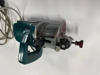 Fresadora Virutex AS 93