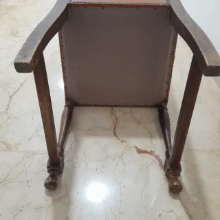 Silla vintage de madera para restaurar...NO ENVÍO