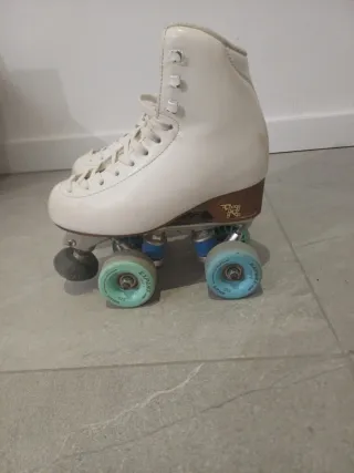 Patines blancos marca Edea Talla 32
