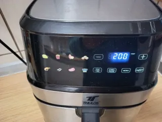 Freidora de aire Thulos