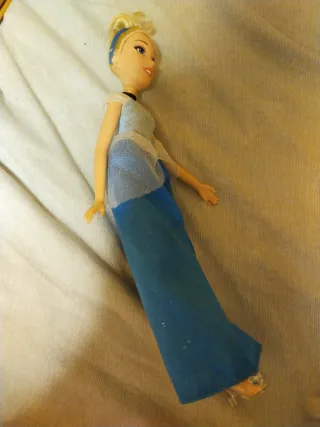 Muñecas tipo Barbie Princesas Disney